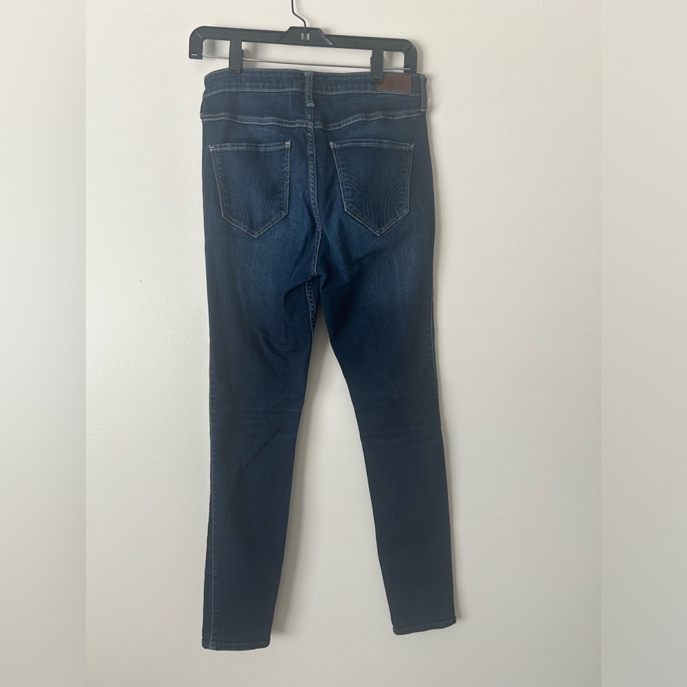 Hollister jeans size 9 Ultra- High rise super skinny - Picture 5 of 6